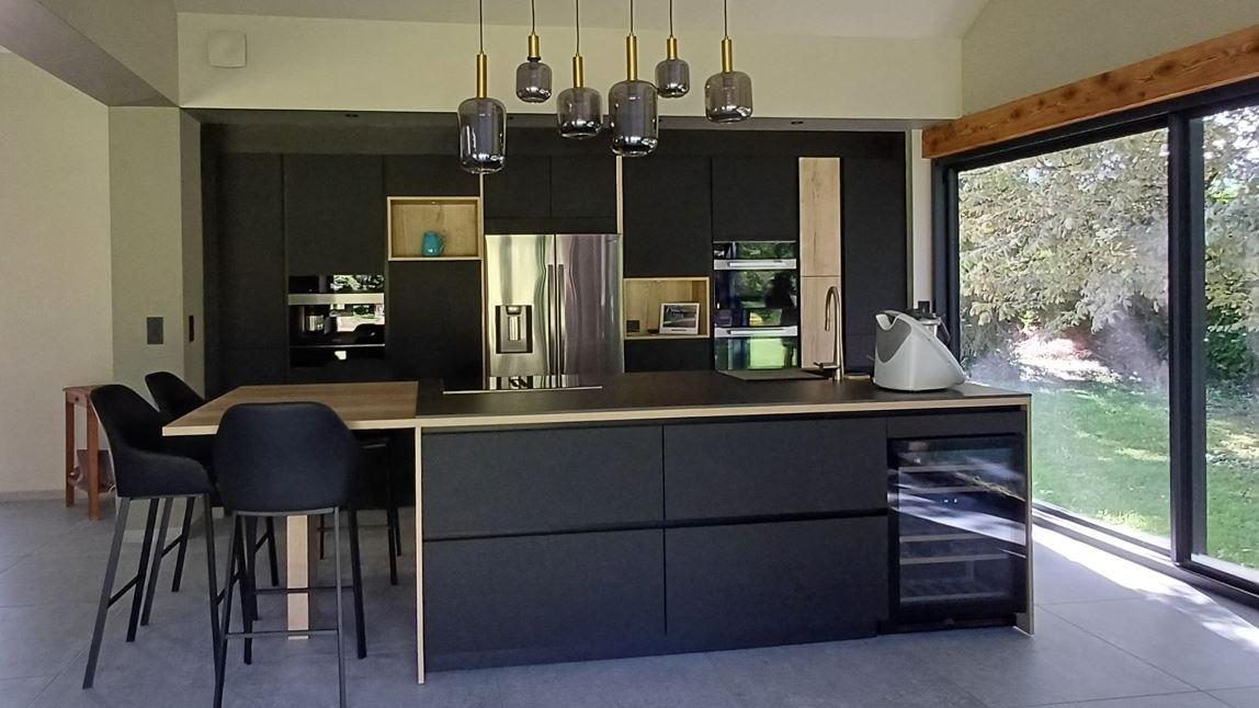 Rénovation totale,  Vignieu, Morestel, 38510.